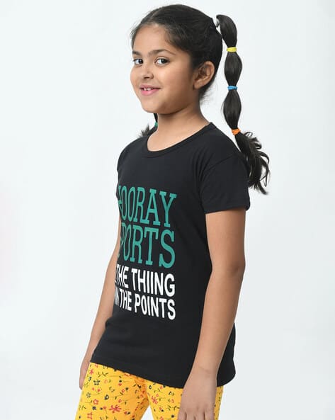 Buy Green \u0026 Black Tshirts for Girls by INDIWEAVES Online | Ajio.com