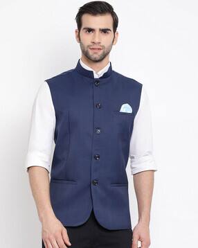 Solid Sleeveless Nehru jacket-image-7