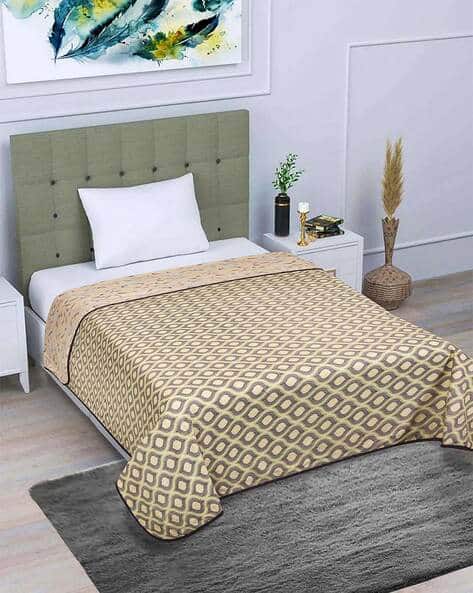 Romee 300 GSM Floral Printed Single Bed AC Dohar