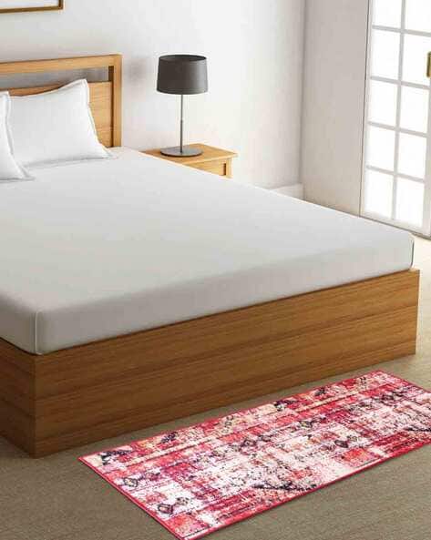 Romee Abstract Rectangular Shape Bed Runner