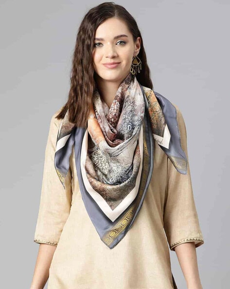 Women Baroque Print Scarf Price in India