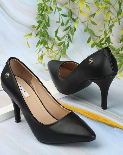 Elle Women Pointed-Toe Pumps