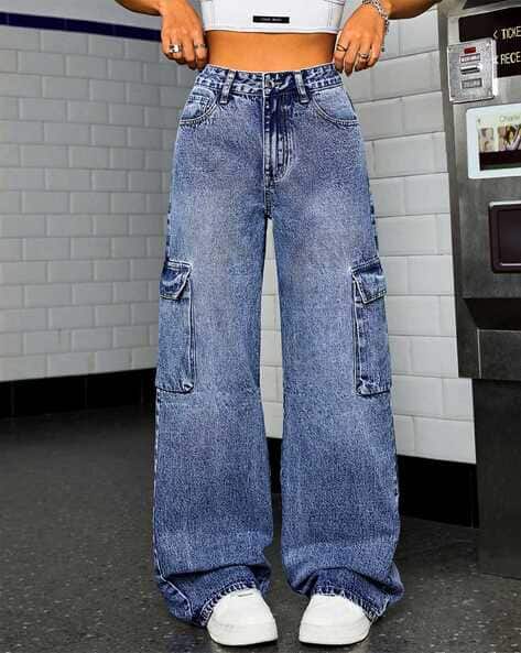 Women Baggy Jeans with Cargo Pockets
