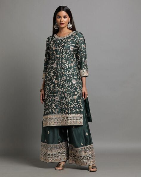 Women Embroidered Straight Kurta Set Price in India