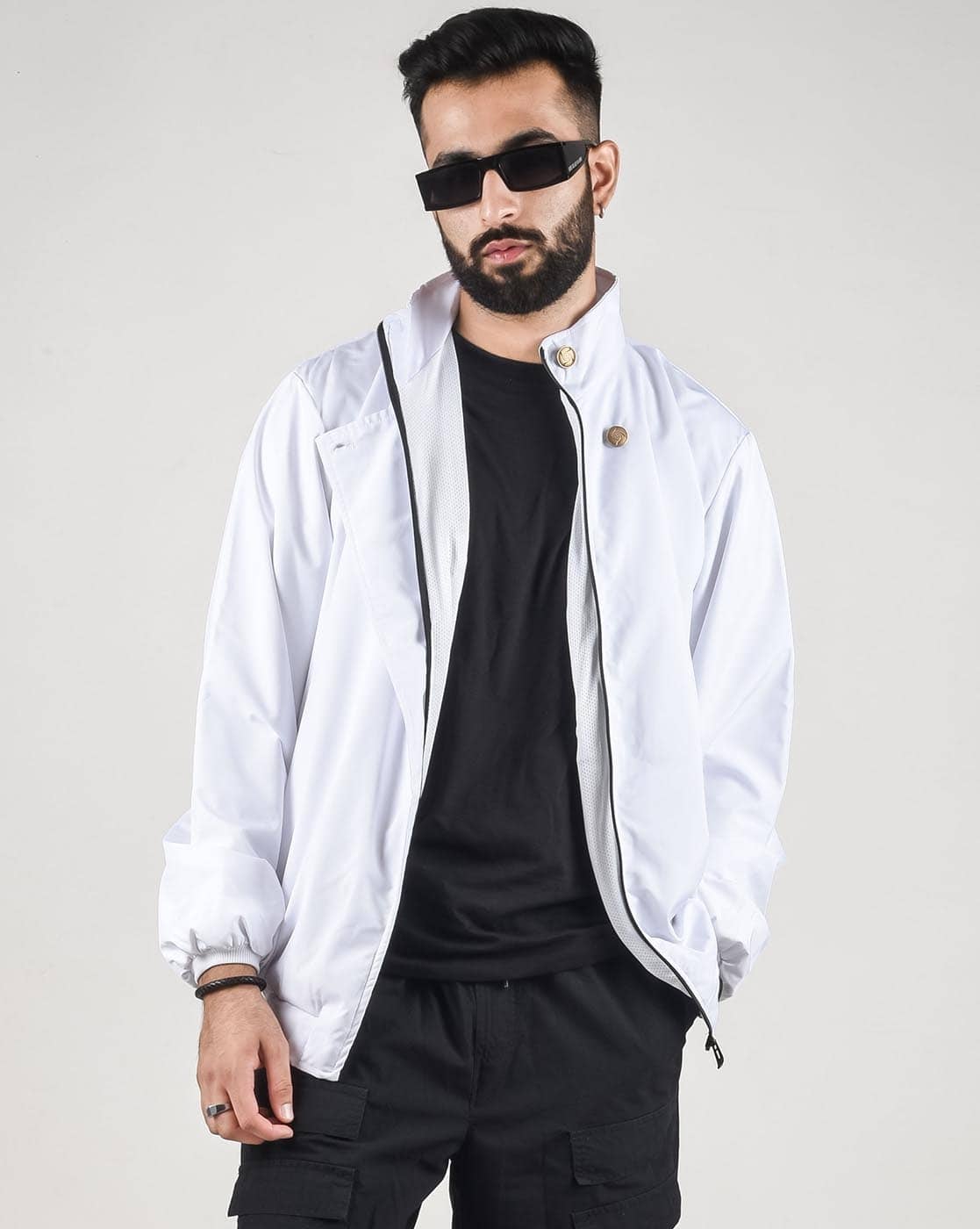 -1117Wx1400H-465743259-white-