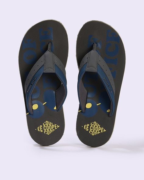 Lee Cooper Men Printed Thong-Strap Flip-Flops