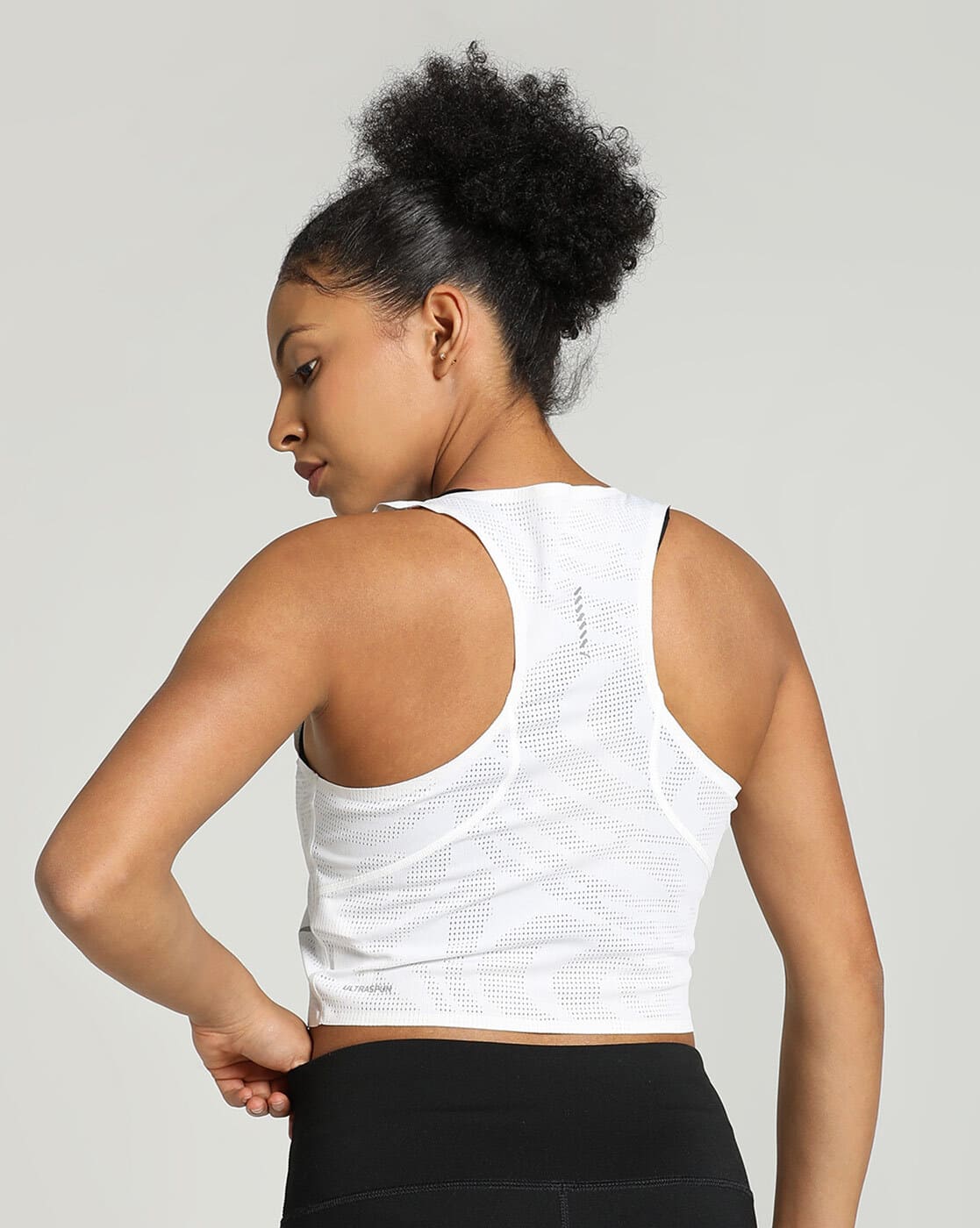 Buy White Tops for Women by Puma Online | Ajio.com