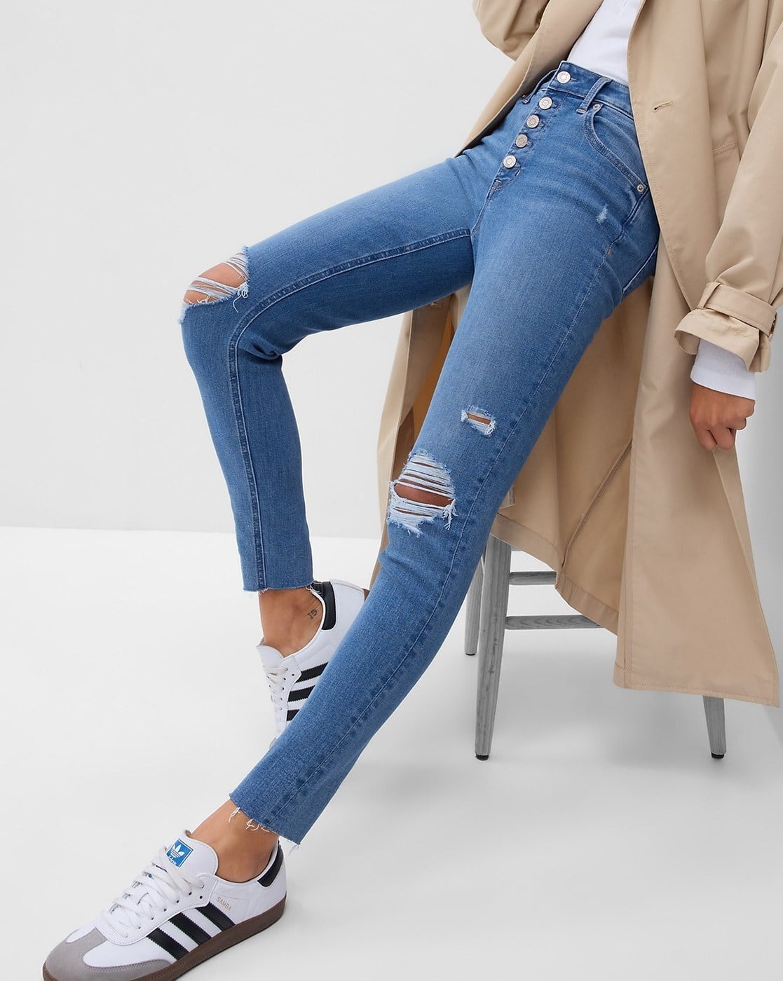 Women Mid-Wash Ripped Slim Fit Jeans
