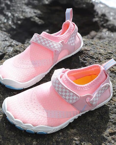 Girls Knitted Slip-On Sports Shoes