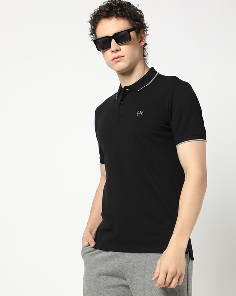 Men Solid Polo T- Shirt with Short-Sleeves