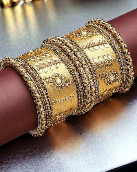 Fabula Set of 2 Gold-Plated Jadau Bangles