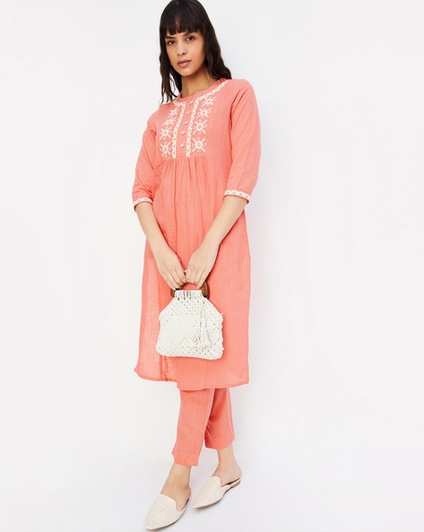 Women Embroidered Straight Kurta Price in India