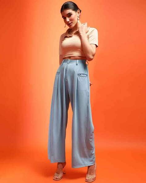Women Straight Fit Pleated Pants with Insert Pockets