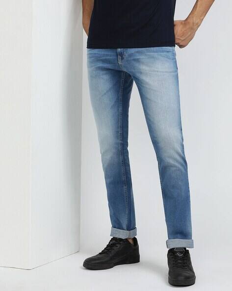 TOMMY HILFIGER Men Heavily Washed Relaxed Fit Jeans
