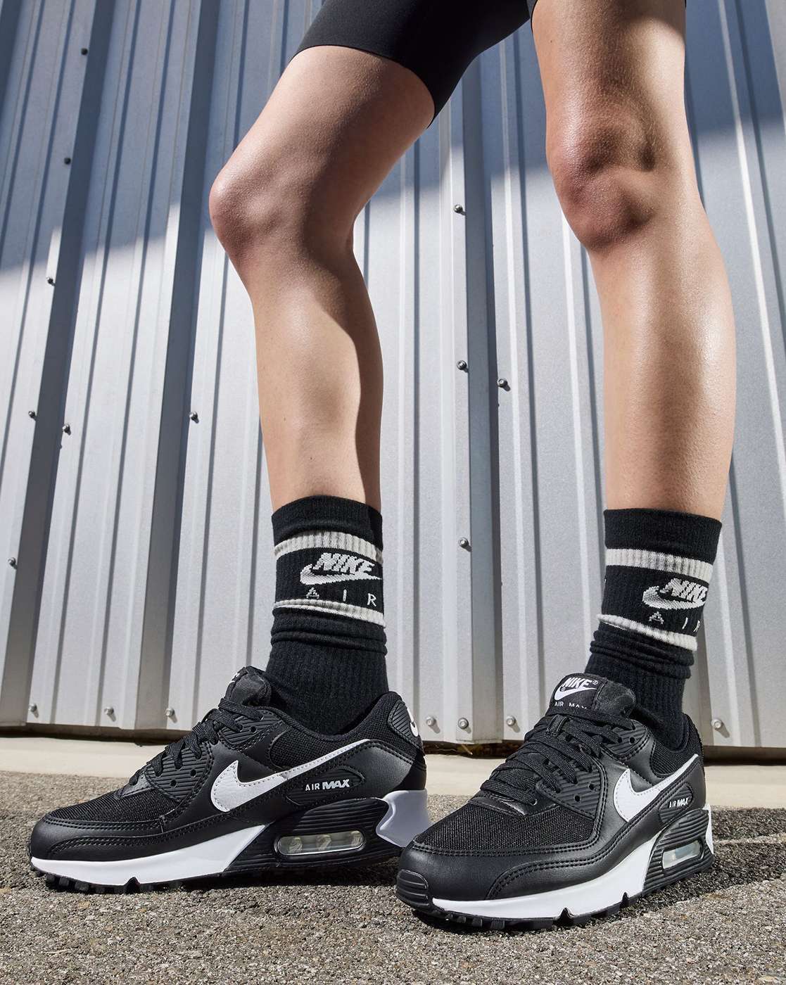 Buy Black Sports Shoes for Women by NIKE Online