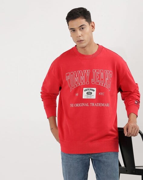 TOMMY HILFIGER Men Brand Print Regular Fit Crew-Neck Sweatshirt