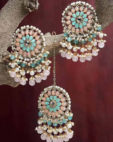 Kundan-Studded Earrings with Maang Tikka - Main Image