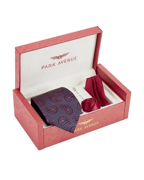 park avenue tie pin