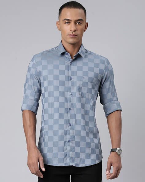 Men Checked Slim Fit Shirt with Spread Collar