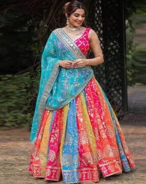 Women s Lehenga Choli Sets Online Low Price Offer on Lehenga Choli Sets for Women AJIO