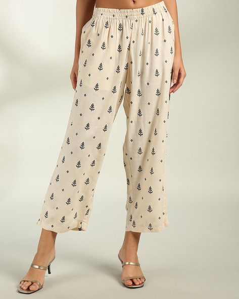 Women Leaf Print Regular Fit Pants Price in India