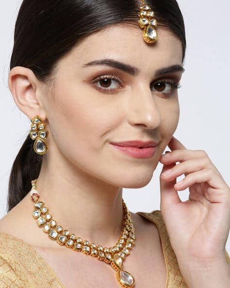 Ethnic Kundan Studded Jewellery Set