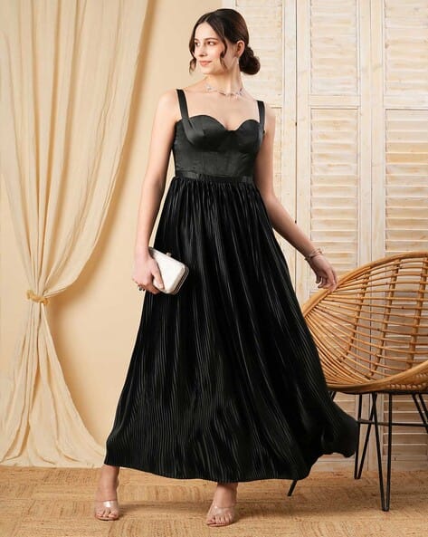 Buy MISH Sweetheart-Neck Fit & Flare Dress Online | Ajio.com