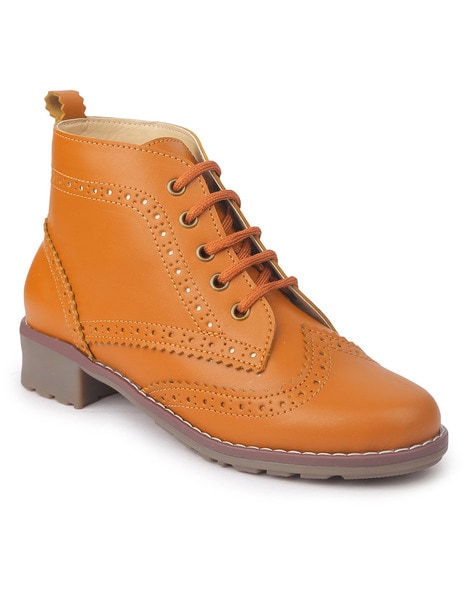 Valiosaa Lace-Up Ankle-Length Boots with Broguing