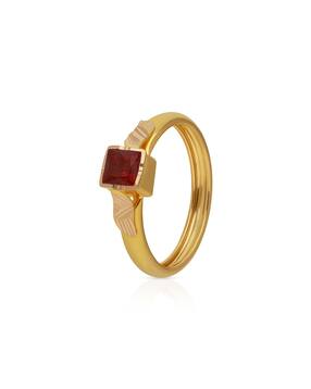 Women Yellow Gold Stone-Studded Ring