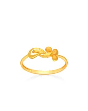 Women Yellow Gold Floral Ring