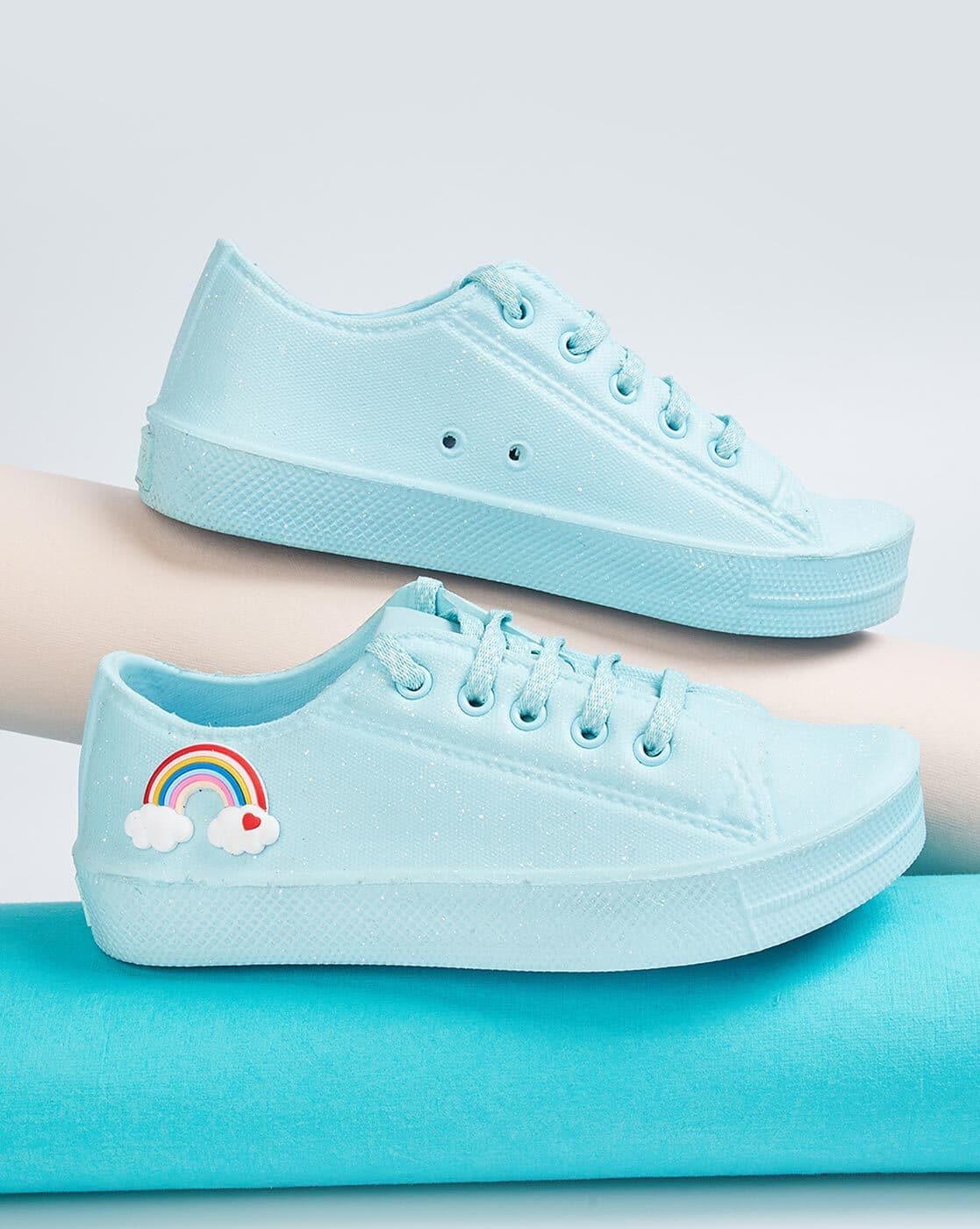 Girls Mid-Top Lace-Up Casual Shoe