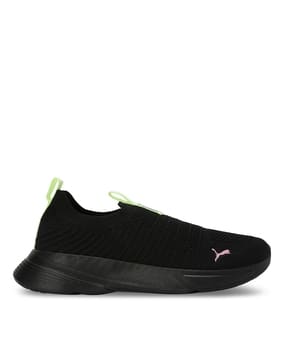 Women Low-Top Slip-On Sneakers
