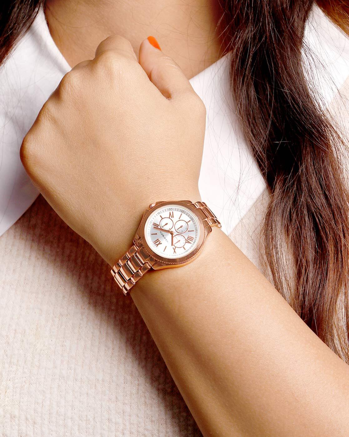 Analogue Watch with Chain Strap