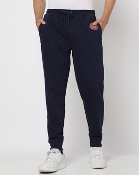 Men s Track Pants Online Low Price Offer on Track Pants for Men AJIO