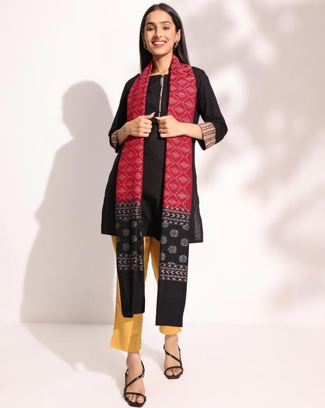 Women Ikat Print Cotton Dupatta Price in India