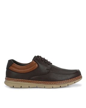 Round-Toe Casual Shoes with Lace Fastening-image-14