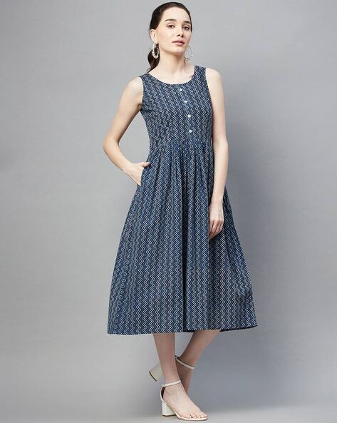 A line Knee Length Dress