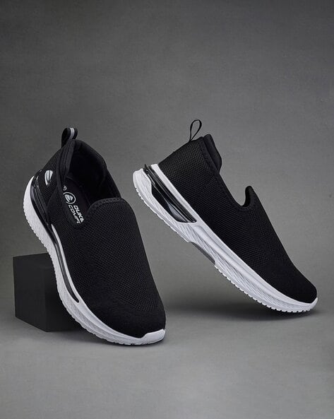 Men Low-Top Slip-On Walking Shoes