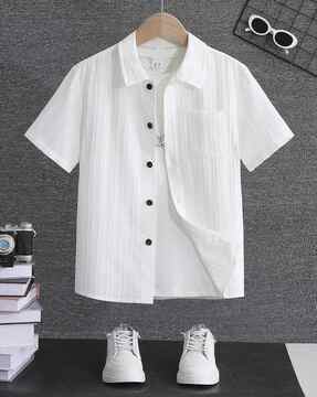 Shirts For Boys on Sale Upto 80 Off on Boy s Shirts Tshirts and Sweaters AJIO