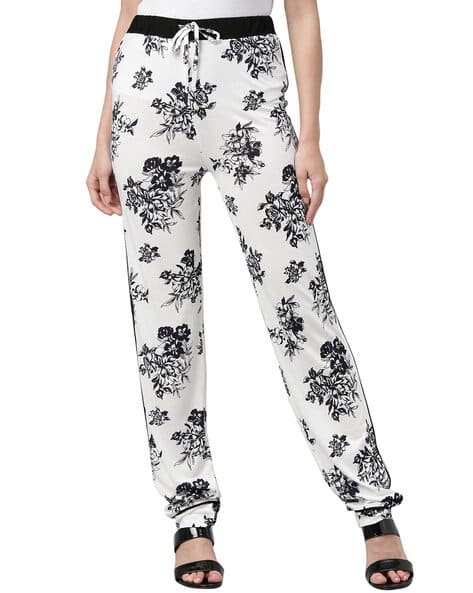 Buy Off-White Pyjamas Shorts for Women by Y Can F Online