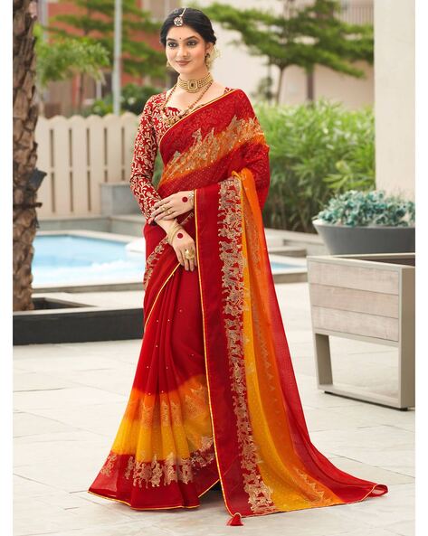 Women Printed Saree with Contrast Border