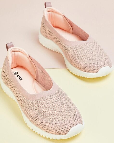 max slip on casual shoes