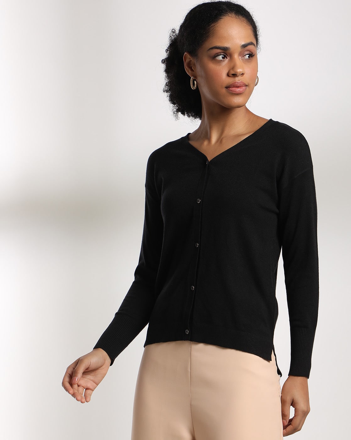 Buy Fig Women V-Neck Slim Fit Cardigan Online | Ajio.com