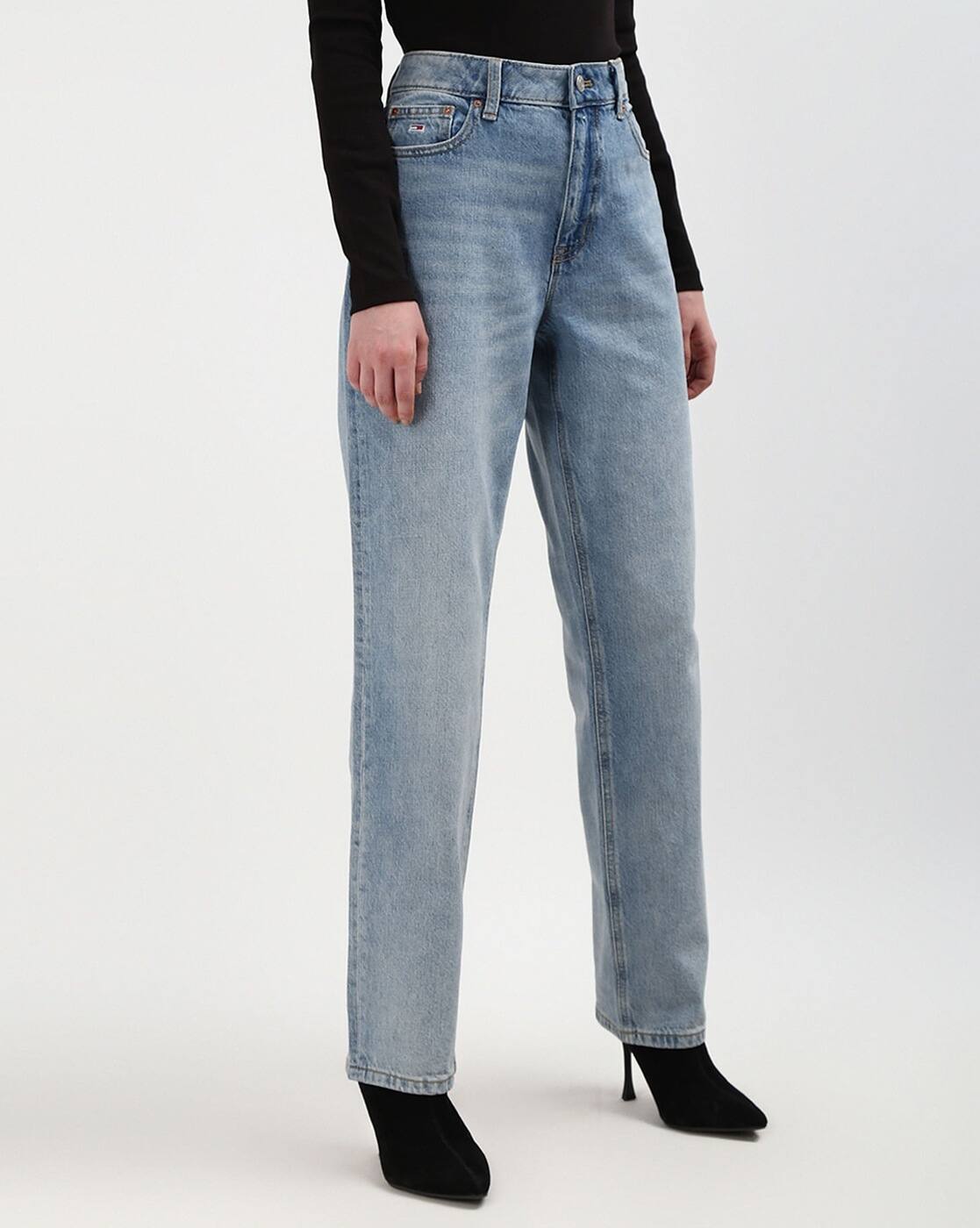 Women Lightly Washed Relaxed Fit Jeans