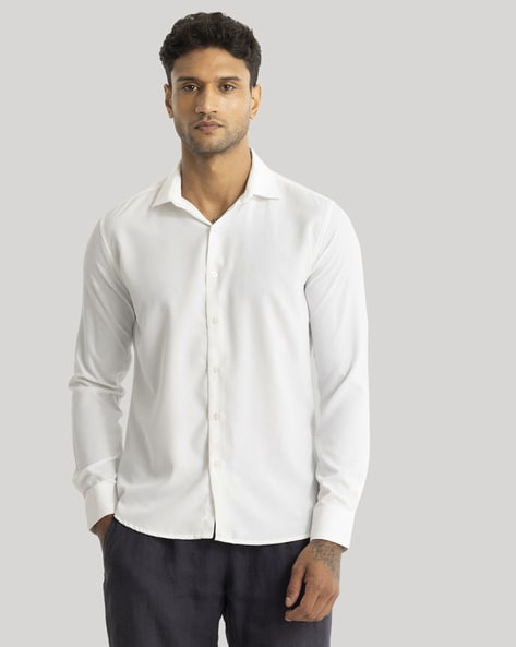 Spread Collar Shirt with Full Sleeves