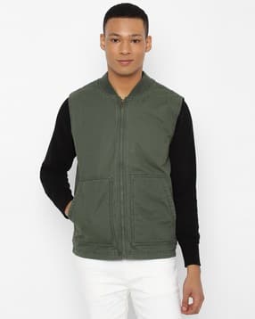 american eagle Men Regular Fit Zip-Front Sleeveless Jacket-picture-14