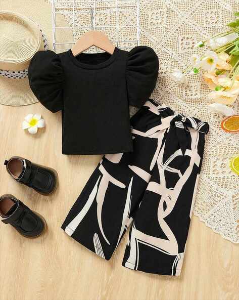 77% OFF on Girls Printed Top & Pants Set 77% OFF on Girls Printed Top & Pants Set