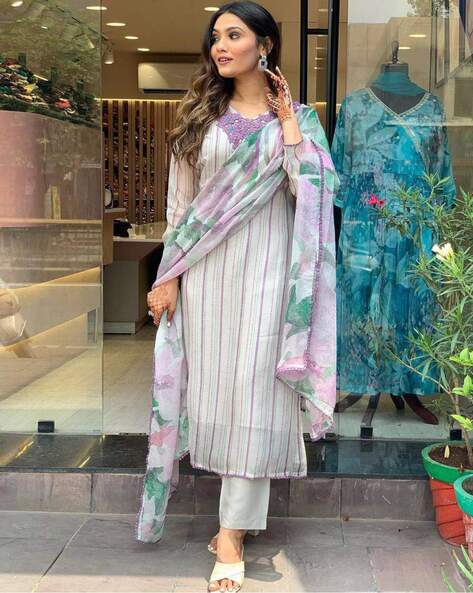 Women Striped Straight Kurta Set Price in India