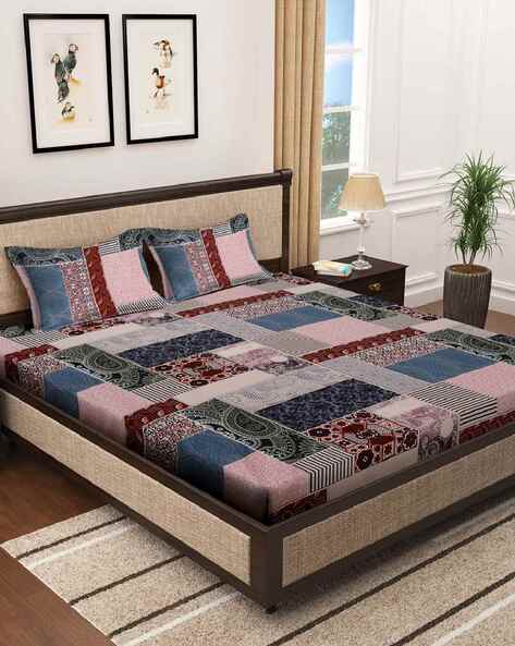 KLOTTHE 300 TC Printed Double King Size Bedsheet with Pillow Covers