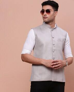 showoff Men Slim Fit Nehru Jacket with Welt Pockets-picture-11